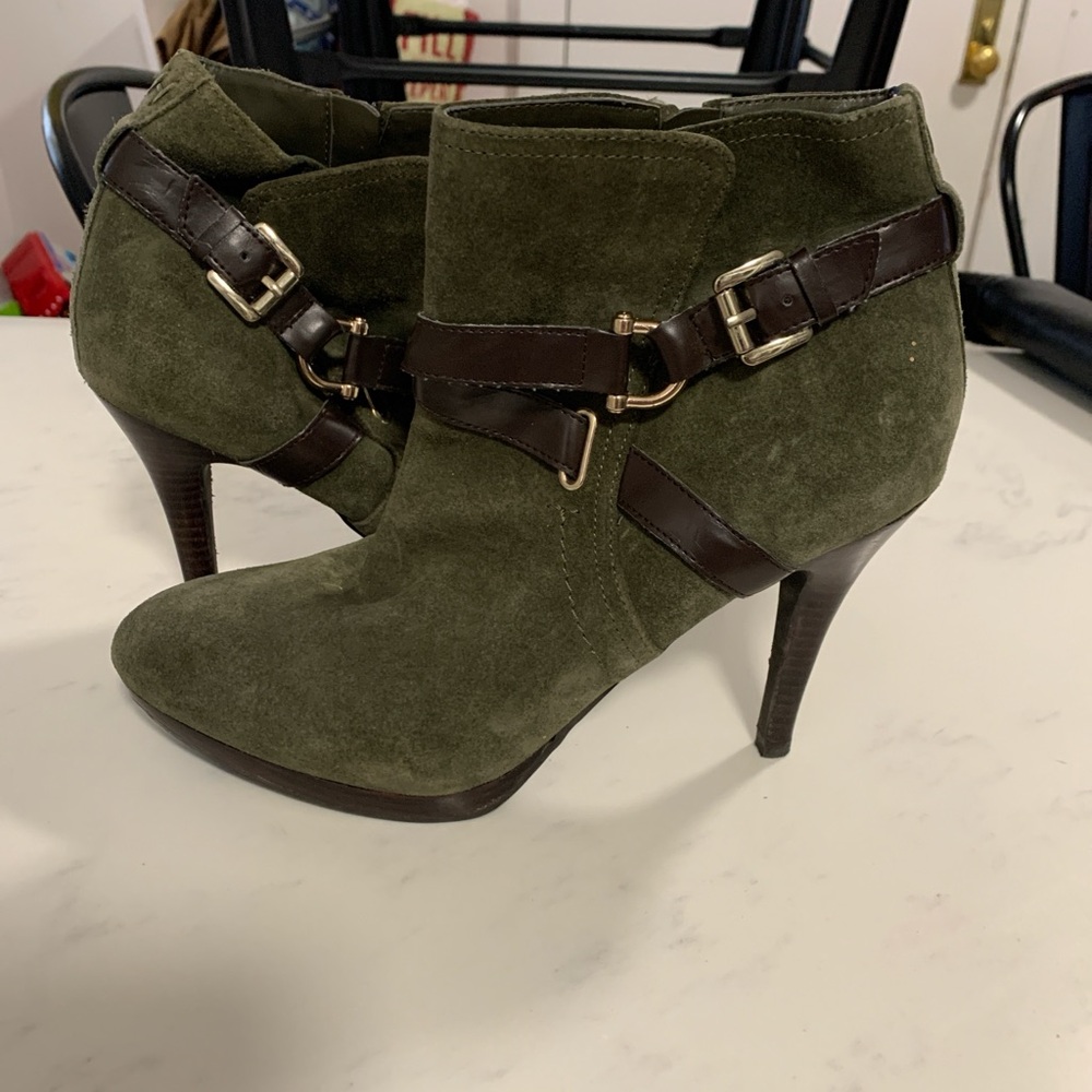 Tommy Hilfiger Olive Green Suede Ankle Boots with Brown Accents and Gold Buckles